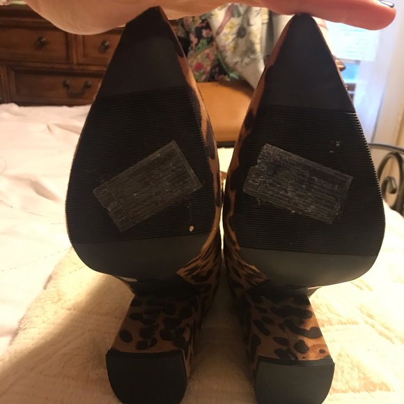 F21 Cheetah Boots - Picture 5 of 5